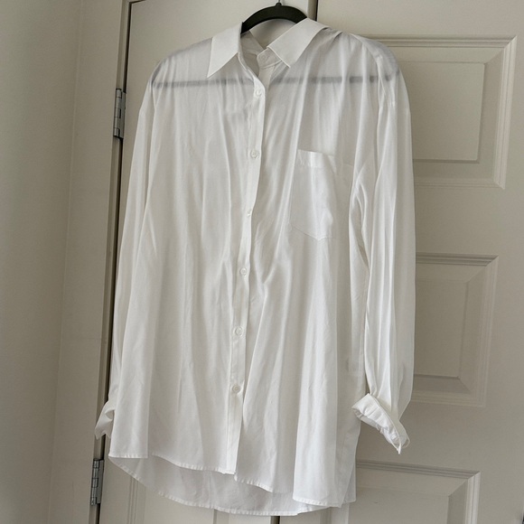 The Frankie Shop Hanna Silky Oversized Button Down Shirt Sz XS/S in White - Picture 5 of 9